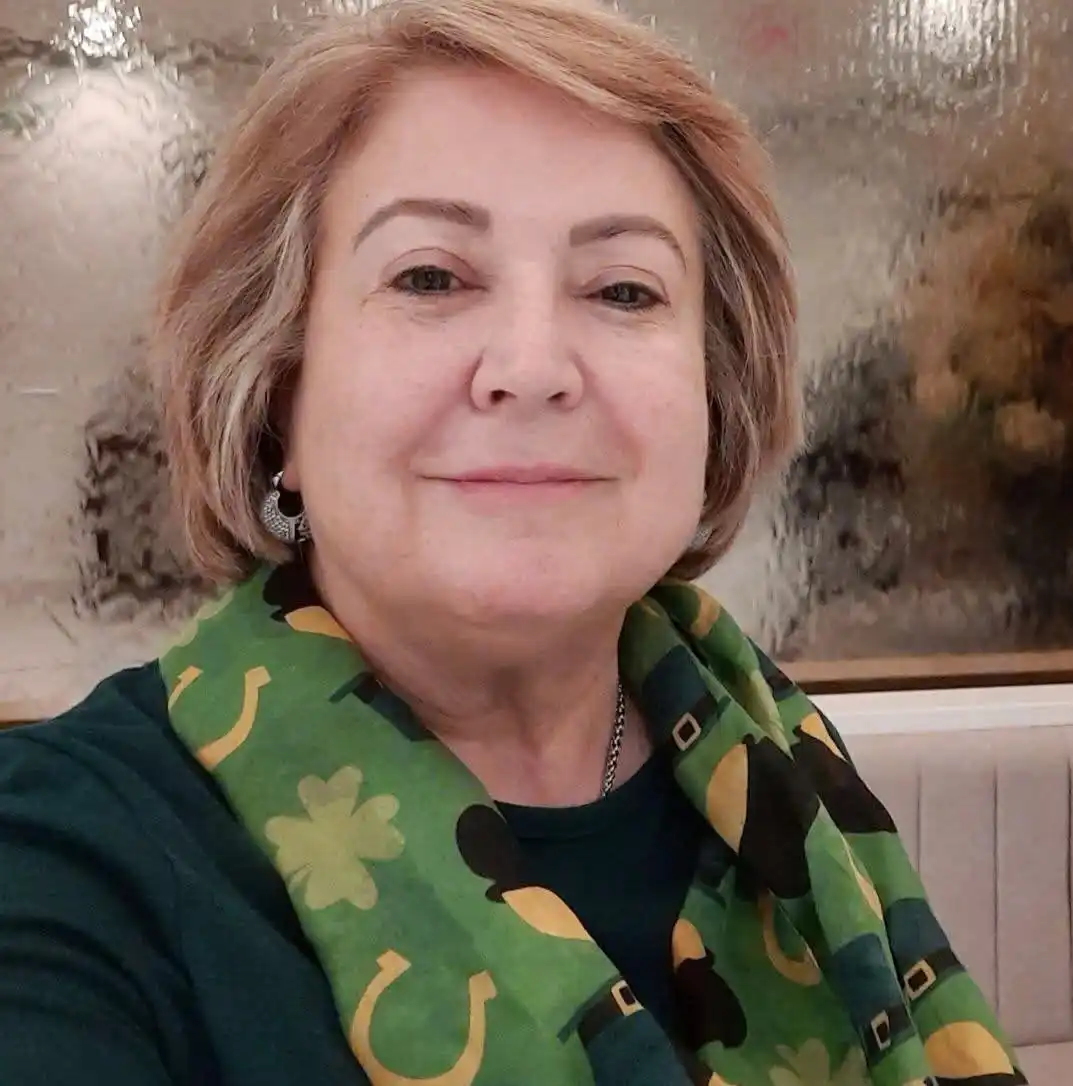 Alicia Becker especialista en amarres de amor